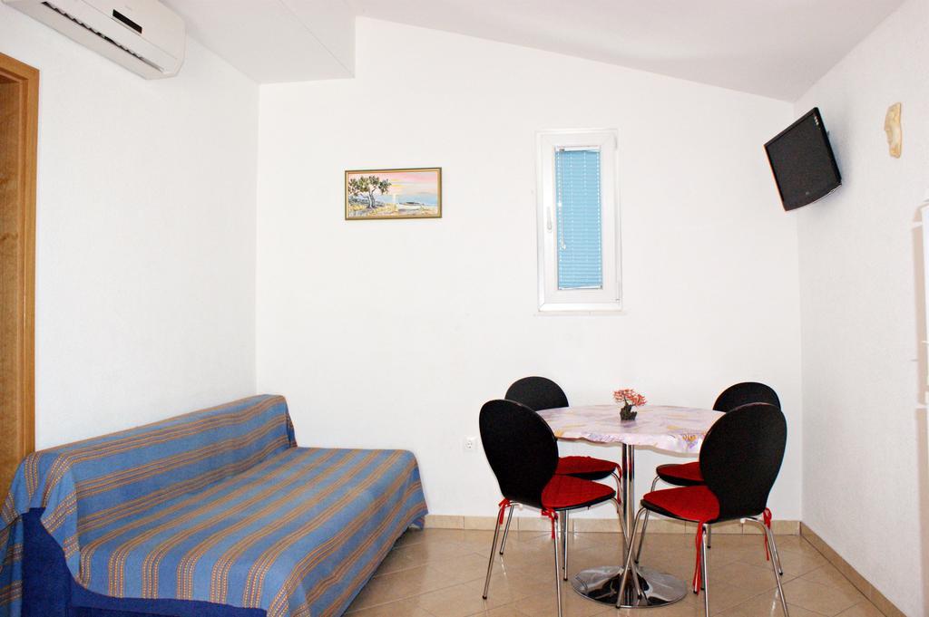 Apartments Kairos - Bili 9 Каштела Номер фото